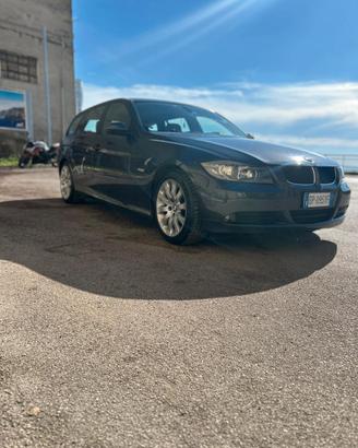 BMW 320d touring