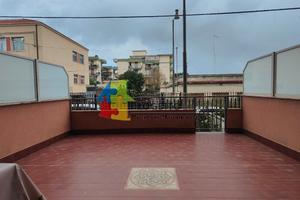 Comodo piano rialzato con ingresso indipendente