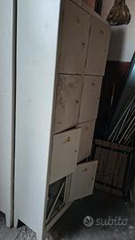 Coppia di Armadietti Spogliatoio Industriali Vinta