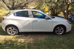 Alfa Giulietta 1.4 turbo 120 cv GPL Distinctive