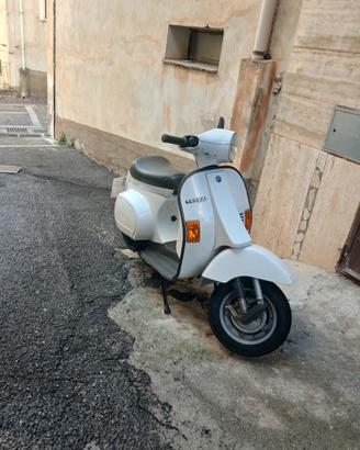 vespa V 50 conservata 