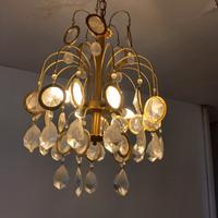 Lampadario con cristalli