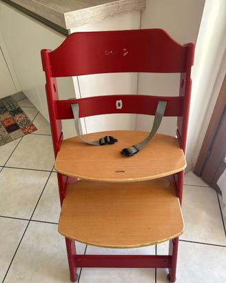 Sedia con tavolino