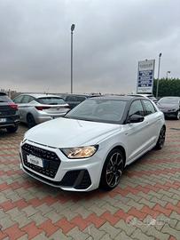 Audi A1 SPB 40 TFSI S tronic line edition