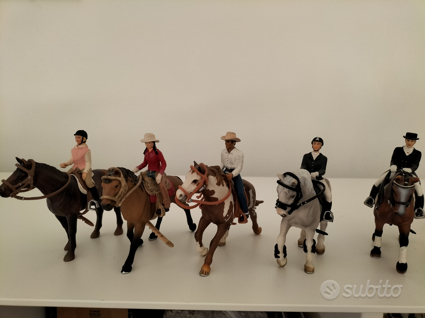 SCHLEICH cavalli, trailer, auto,selle, ostacoli - Tutto per i bambini In  vendita a Pordenone