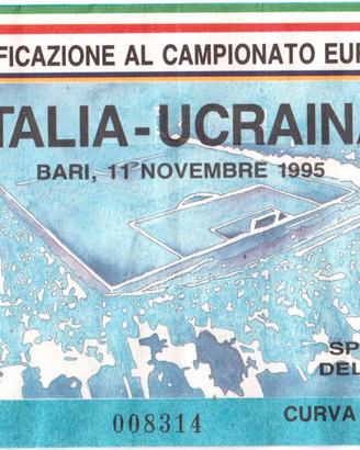 Biglietto usato "ITALIA - UCRAINA" calcio