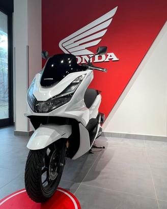 Honda PCX 125 MY24 NUOVO DA IMMATRICOLARE