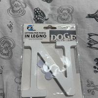 Lettera “N” in legno