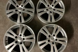 Cerchi in lega R16 silver