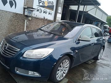 OPEL INSIGNA 2.0 TD 2010 A20DTH  PER RICAMBI