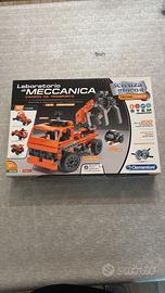 Laboratorio di Meccanica Clementoni camion da tras