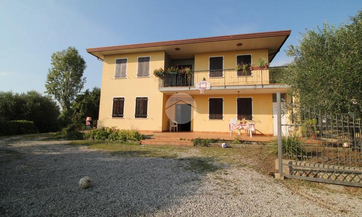 4 LOCALI A CINTO EUGANEO