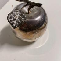 MELA IN SILVER PLATED CON CIOTOLA INTERNA IN VETRO