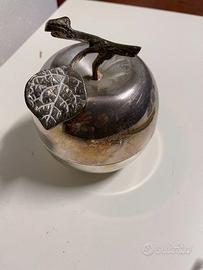 MELA IN SILVER PLATED CON CIOTOLA INTERNA IN VETRO