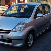 Auto benzina GPL casa madre