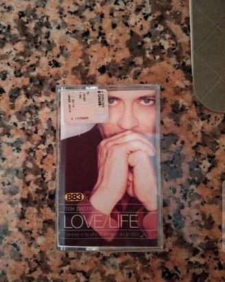 Love/Life  ultima cassetta audio 883