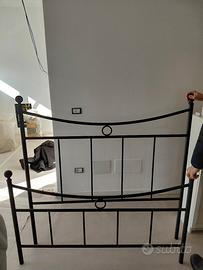 Letto in ottone con rete ortopedica elettrica