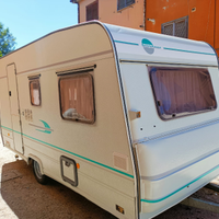 Roulotte Burstner 4 posti+accessori per campeggio