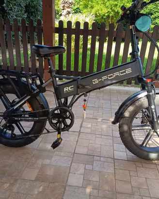 Bici Elettrica G-Force RC Nuova con Accessori