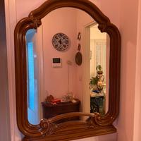 Mobiletto con specchio