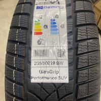Gomme NUOVE invernali 235/50 R19 99V Good Year