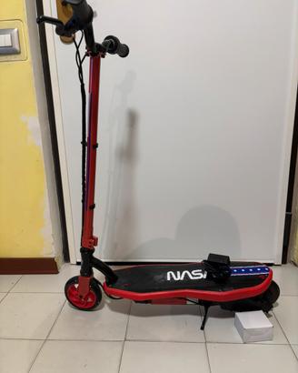 Monopattino bambino nasa