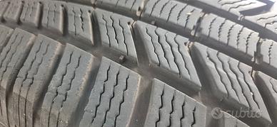 Continental Winter R16 215/65,anno 2022, ottime