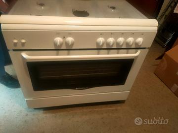 Cucina a gas + forno elettrico d FRATELLI & ONOFRI