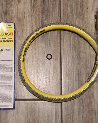 Tubo Gas NUOVO a norma e strisce sigillanti gratis