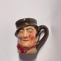 Mino Character Jug Royal Doulton Sam Weller