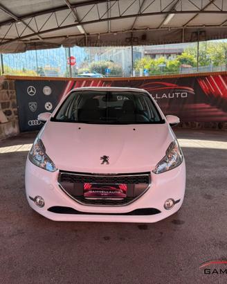 Peugeot 208 1.4D Allure 68cv