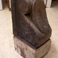 Camino 2 antiche teste laterali Toscana 1400/1500