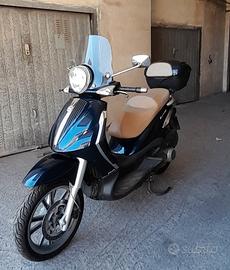 Piaggio Beverly 300 TOURER
