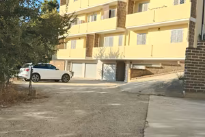 Garage/box