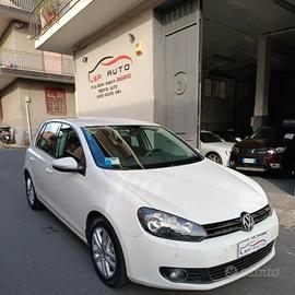 Volkswagen Golf 1.6 TDI DPF DSG 5p. Highline