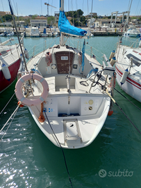 Vendo barca a vela Comet 8,50