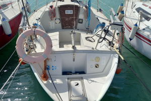 Vendo barca a vela Comet 8,50