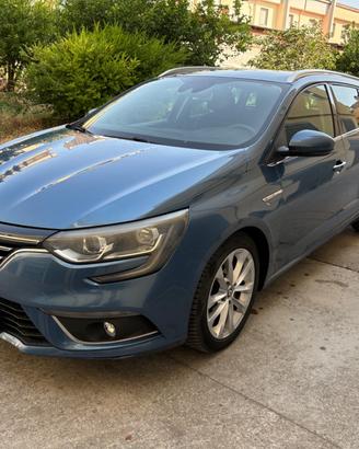Renault Megane Mégane Sporter dCi 8V 110 CV EDC En