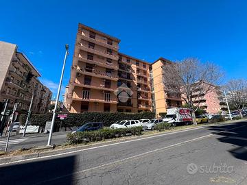 FLEMING - 4 Vani vicino metro Milo