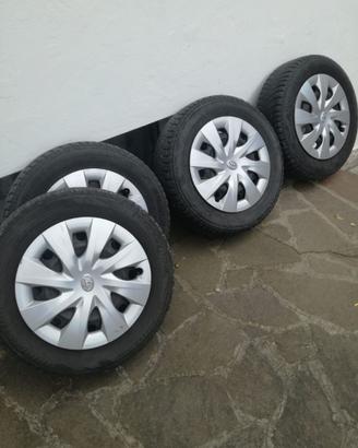 Cerchi R15 5 fori + gomme invernali 185/65