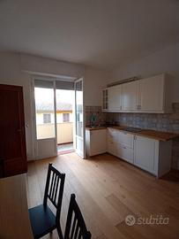 Appartamento per studentessa con camera condivisa