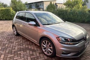 Vw Golf 1.6 tdi Executive  technology