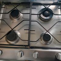 Fornello a gas 4 fuochi indesit