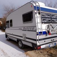 Camper con motore rifatto