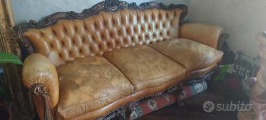 Divano con poltrona e 4 sedie stile liberty