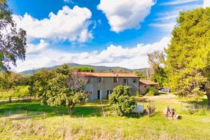 Casale  in Toscana  in provincia di GR