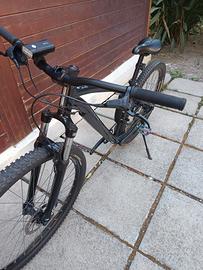 Bicicletta Rockrider Explorer 500