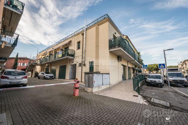 QUADRILOCALE CON TERRAZZO E GARAGE A CASTIGLIONE D