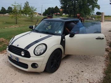 mini cooper D 1.6 anno 2008  non marciante