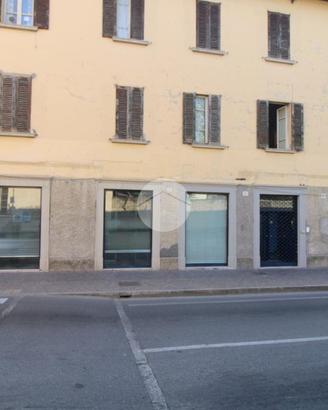 NEGOZIO A ROVATO